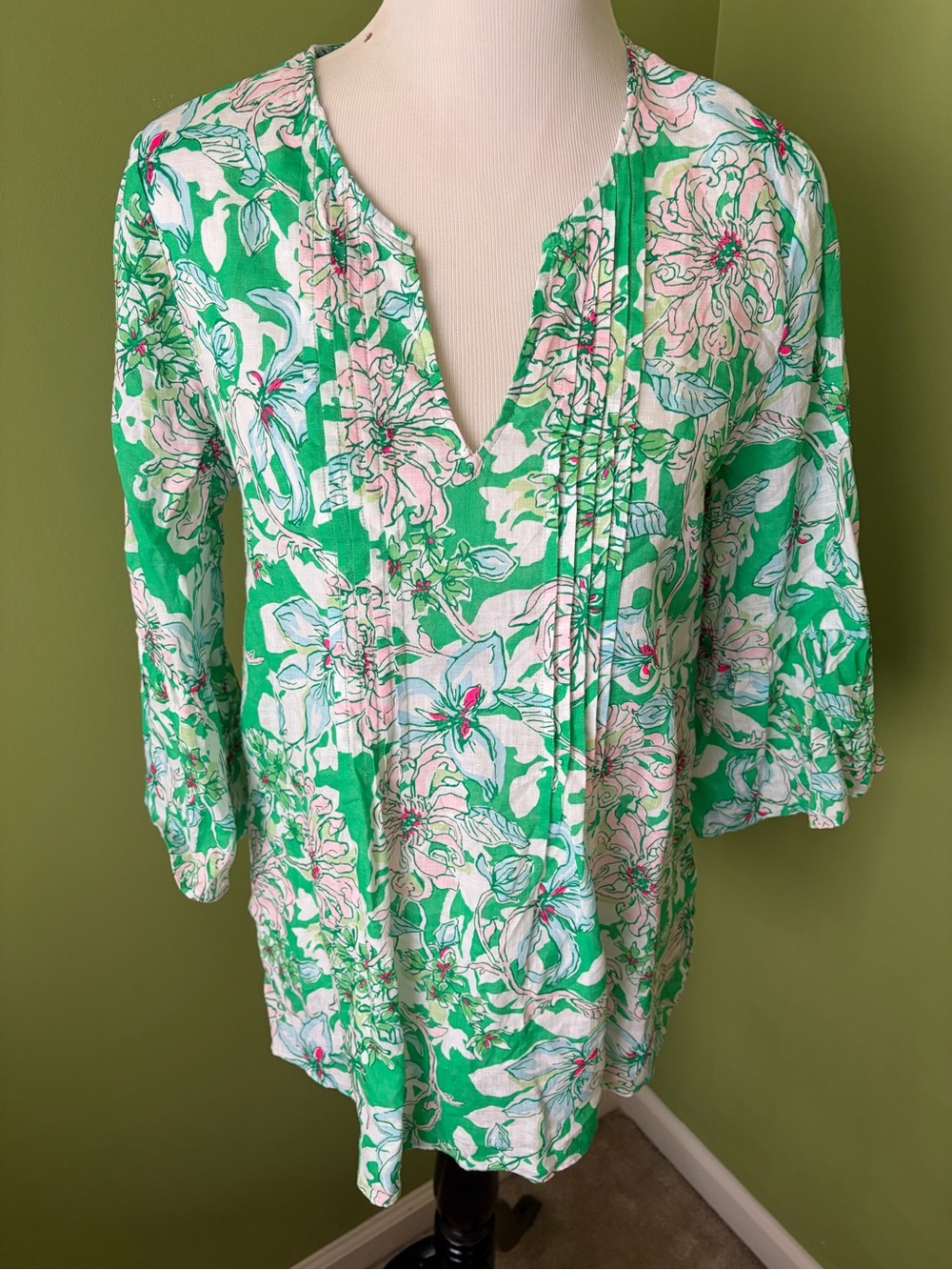 Lilly Pulitzer Green Floral Pintuck Split-Neck Linen Marlina Tunic